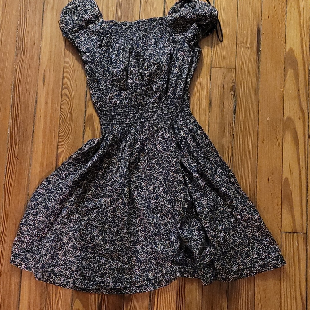 Lightweight dress